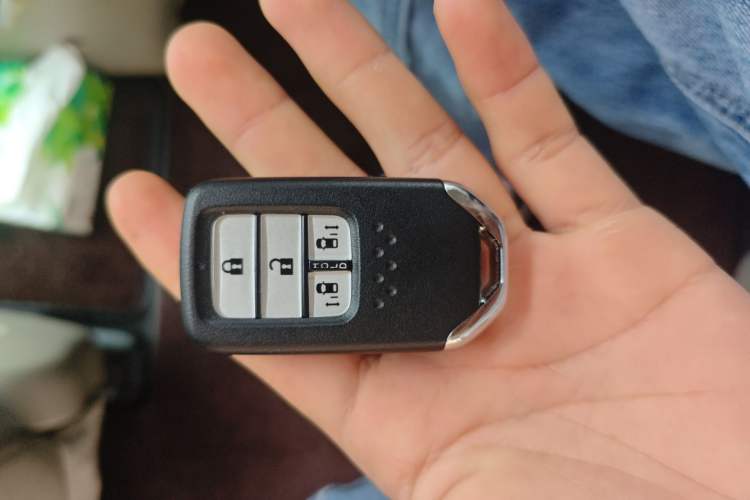 Used Honda Odyssey 2015 2.4L Supreme Edition Vehicle Key