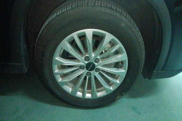 Used Dongfeng Fengon 580 2022 1.5T Automatic Luxury Version Exterior 1