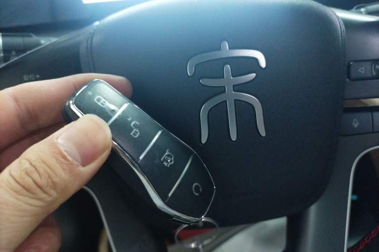 Used BYD Song L DM-i 2024 112 km Beyond Edition