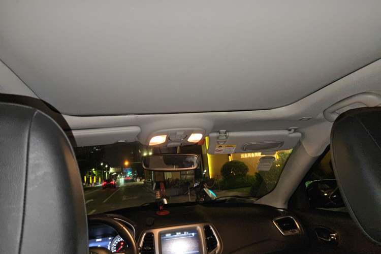 Used Jeep Compass 2017 200T Automatic Family Edition Headliner