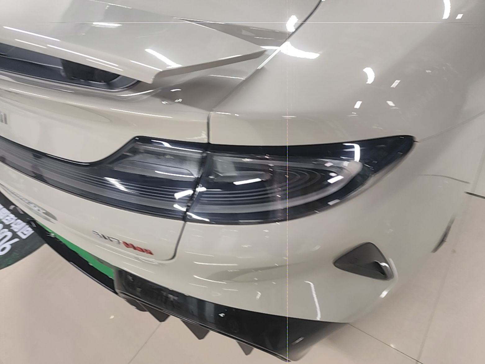 Xiaomi Auto SU7 2024 Four-Wheel Drive Ultra-Long Range Advanced Intelligent Driving Max Edition — снимка 9
