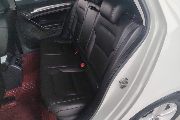 Used Volkswagen Golf 2016 230TSI Automatic Comfort Version Left Rear Seat