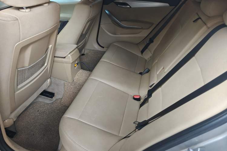 Used BMW X1 2014 sDrive18i Leading Model