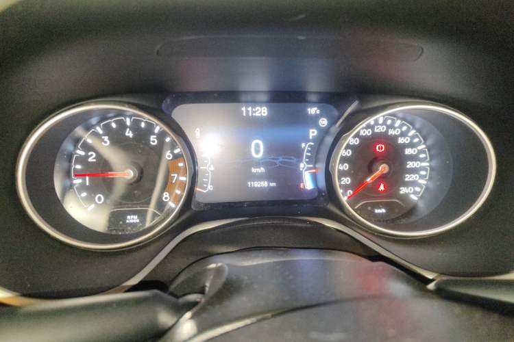 Used Jeep Compass 2017 200T Automatic Family Edition
