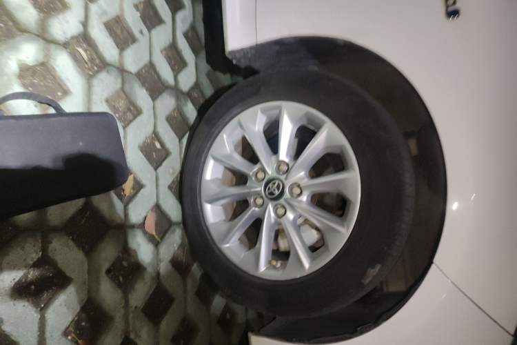 Used Toyota Corolla 2021 Dual-Motor 1.8L E-CVT Elite Edition
