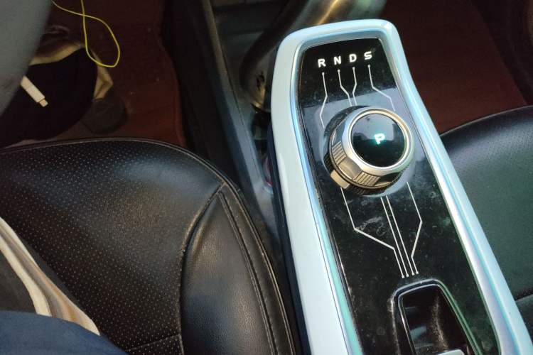 Used CHANGAN Benni E-Star 2022 Qingxin Edition Colorful Model Lithium Iron Phosphate
