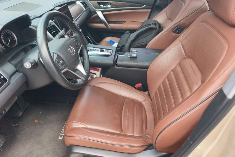 Used Honda UR-V 2017 370TURBO Four-Wheel Drive Prestige Edition China V Left Front Seat