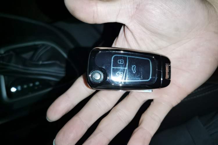 Used Buick GT 2016 15N Automatic Luxury Edition Vehicle Key