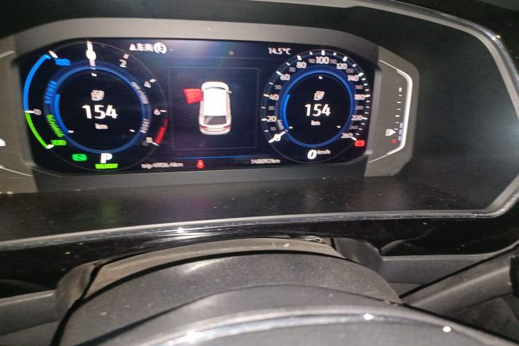 Used Volkswagen Tiguan L New Energy 2020 430 PHEV Plug-in Hybrid Flagship Edition Odometer Close Up