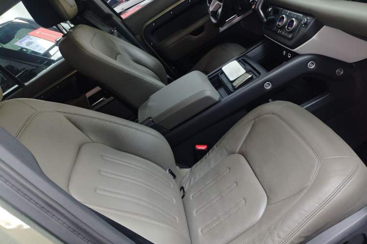 Used Land Rover Defender 2020 110 P400 HSE
