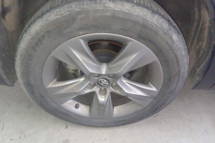 Used Toyota Highlander 2018 2.0T Four-Wheel Drive Luxury Version 7 Seats China VI Standard