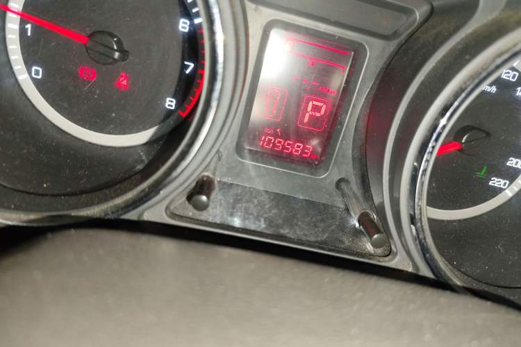 Used Dongfeng Aeolus A60 2014 1.6L Automatic Luxury Model