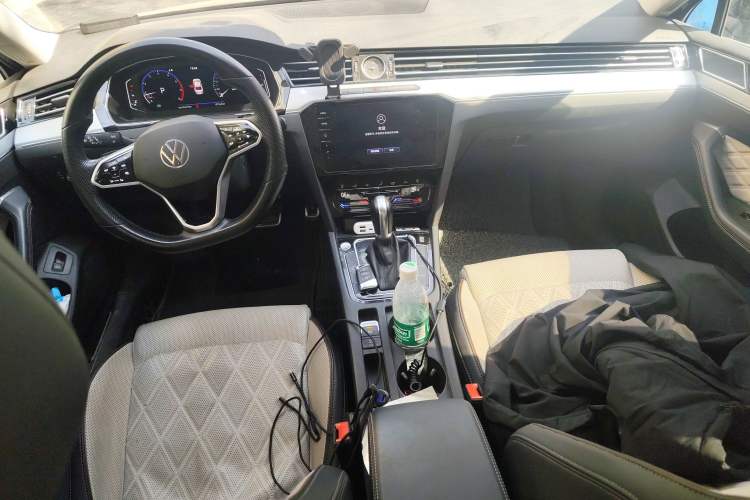 Used Volkswagen Magotan 2023 2 Million Units Commemorative Edition 330TSI DSG Luxury Version
