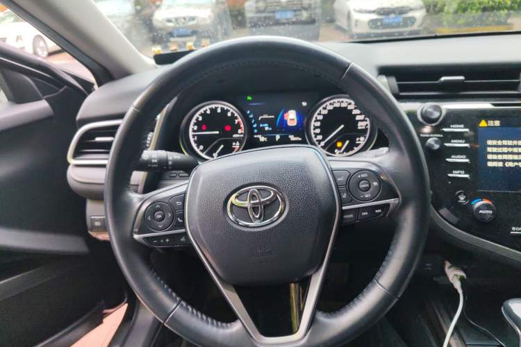 Used Toyota Camry 2018 2.5G Luxury Edition Steering Wheel