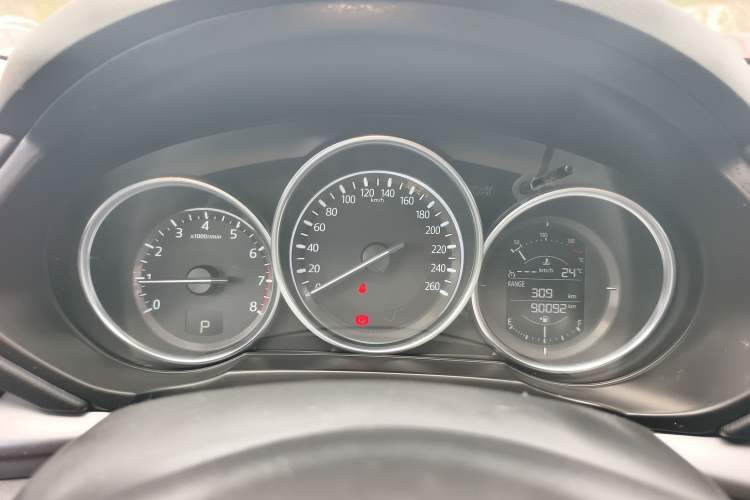 Used Mazda CX-5 2017 2.0L Automatic 2WD ZhiShang Trim China V Standard Instrument Cluster