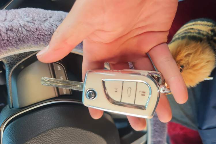 Used Toyota FRONTLANDER 2023 2.0L CVT Elite Edition