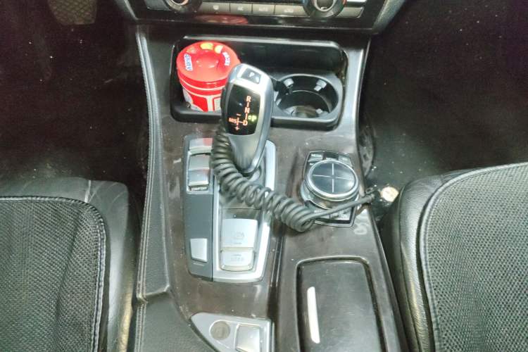 Used BMW 5 Series 2013 525Li Luxury Model