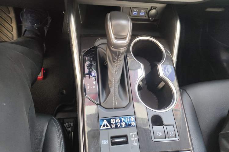 Used Toyota Crown Kluger 2022 2.5L HEV Four-Wheel Drive Luxury Edition