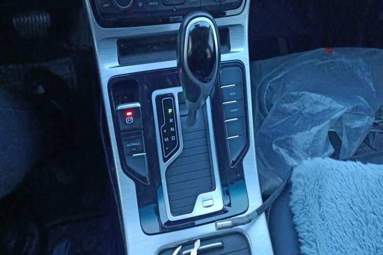 Used Geely Auto Emgrand GS 2019 1.4T CVT Edition Gear Lever