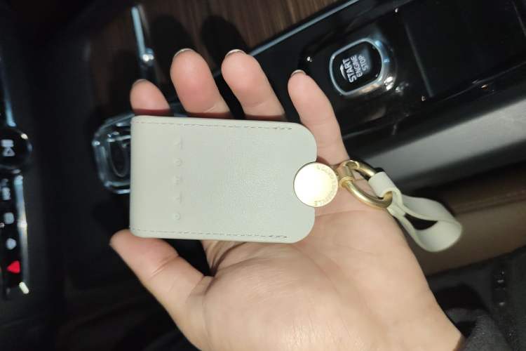 Used Volvo XC60 2022 B5 4x4 Zhiya Luxury Edition