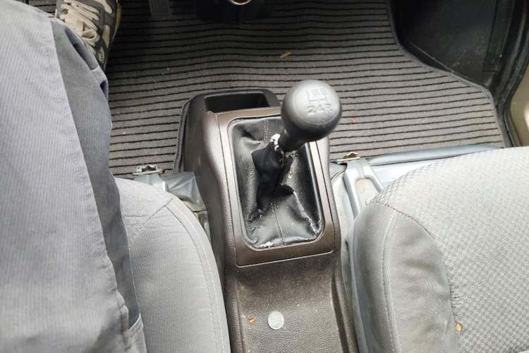 Used Wuling Rongguang 2021 1.5L Extended Basic Version L3C Gear Lever