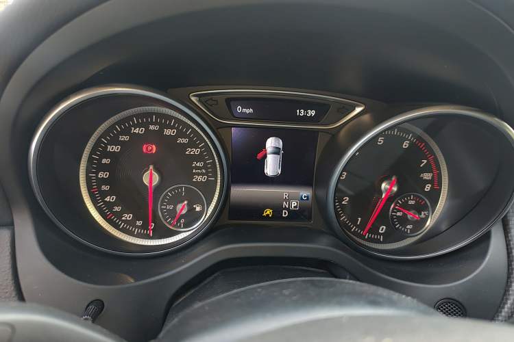 Used Mercedes-Benz GLA 2017 GLA 200 Fashion Model
