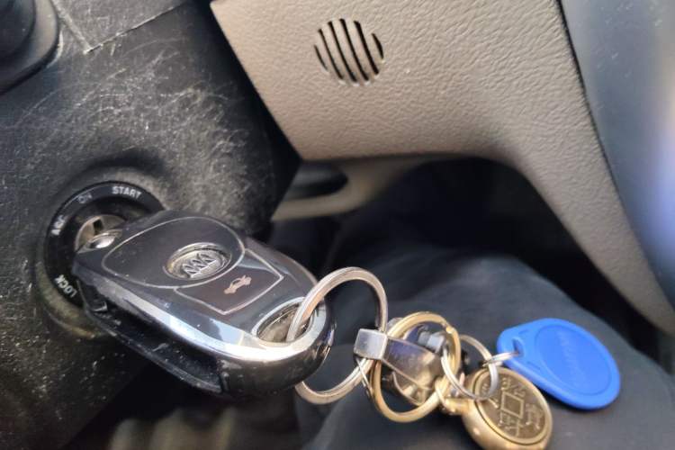 Used Buick Excelle 2011 1.6 LE-MT
