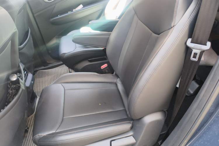 Used Wuling Jiachen 2022 1.5T CVT Smart Luxury Version
