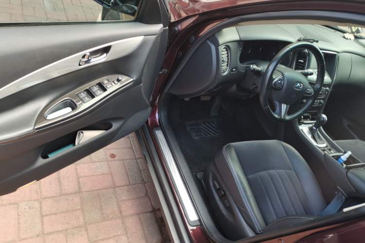 Used Infiniti QX50 2015 2.5L Comfort Edition Driver Seat