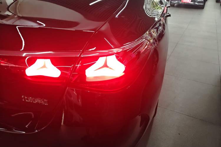 Used Mercedes-Benz E-Class 2025 Facelift E 300 L Luxury Sport Edition