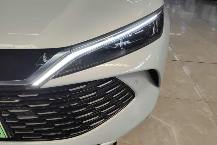 Used BYD Qin L 2025 DM-i Smart Drive 120KM Superior Model