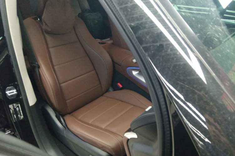 Used Mercedes-Benz GLE 2025 GLE 350 4MATIC Stylish Model
