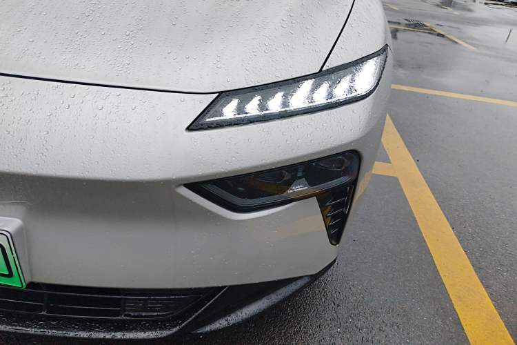 Used Dongfeng eπ eπ007 2024 Range-Extended 200 RuYi Edition