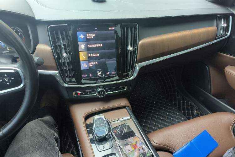 Used Volvo S90 2021 B5 Zhiyuan Luxury Edition
