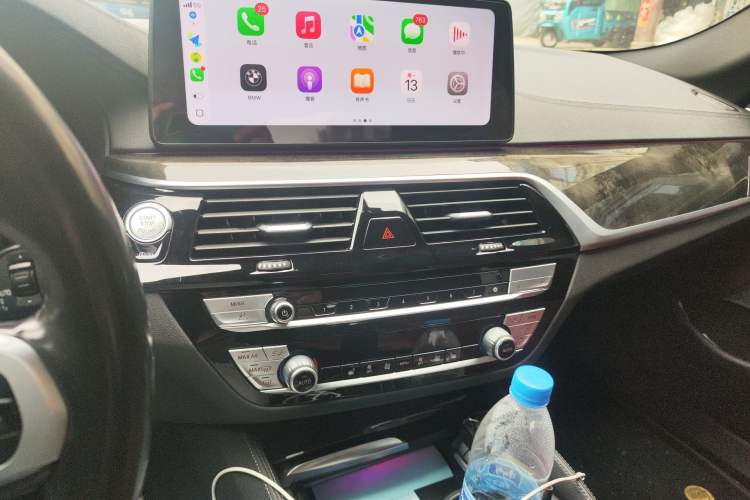 Used BMW 5 Series 2021 525Li M Sport Package Audio And AC Panel