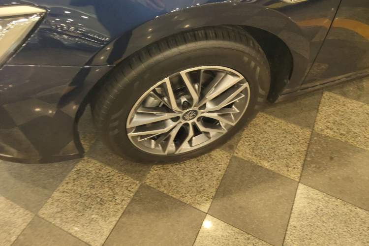 Used BYD Qin PLUS 2023 Champion Edition DM-i 120KM Excellence Model