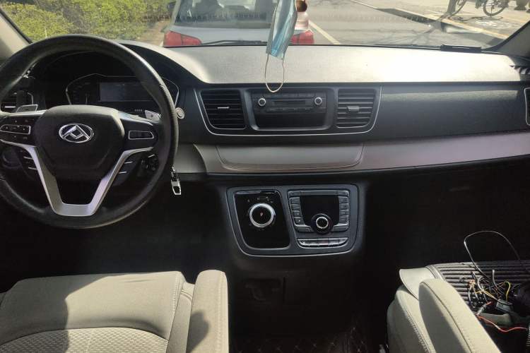 Used SAIC MAXUS G10 2022 2.0T Automatic Smart Enjoyment Version Gasoline 7 Seats