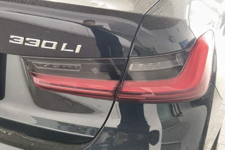 Used BMW 3 Series 2025 330Li M Sport Shadowline Package