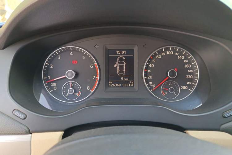 Used Volkswagen Sagitar 2012 1.4TSI Manual Luxury Model