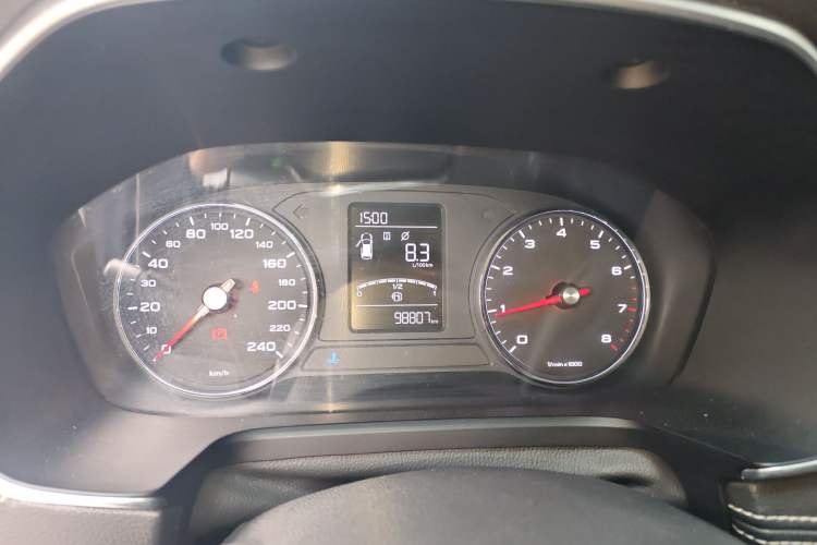 Used Roewe RX5 2018 20T Two-Wheel Drive Manual Flagship Edition
