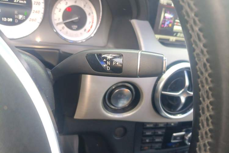 Used Mercedes-Benz GLK-Class 2015 GLK 300 4MATIC Fashion Edition Ultimate Version
