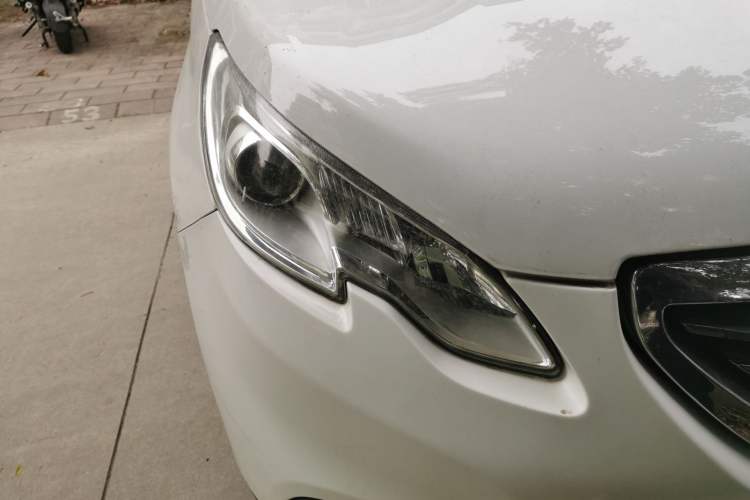 Used Peugeot 2008 2014 1.6L Automatic Excellence Edition