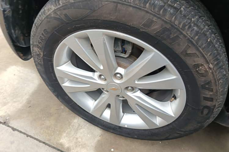 Used Chevrolet Captiva 2014 2.4L 4x4 Flagship Edition 7 Seats