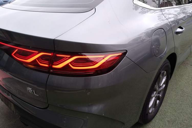 Used BYD Qin L 2024 DM-i 80KM Leading Model
