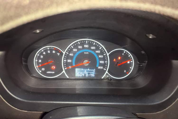 Used Wuling Rongguang V 2016 1.5L Standard Version
