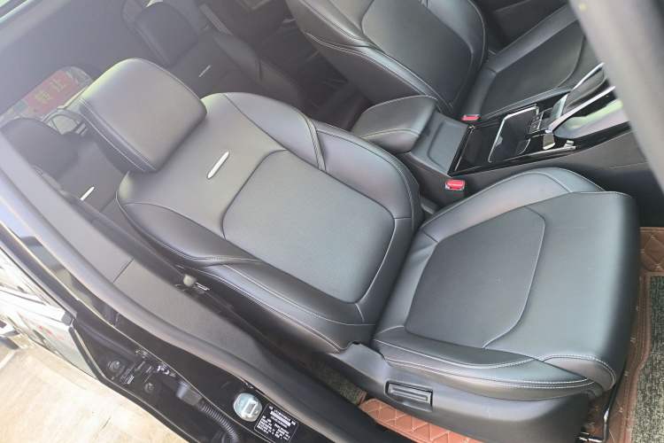 Used SAIC MAXUS G50 2020 1.5T Automatic Luxury Edition Right Front Seat