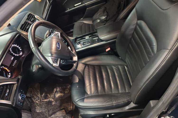 Used Ford Mondeo 2017 EcoBoost 180 Stylish Model Left Front Seat