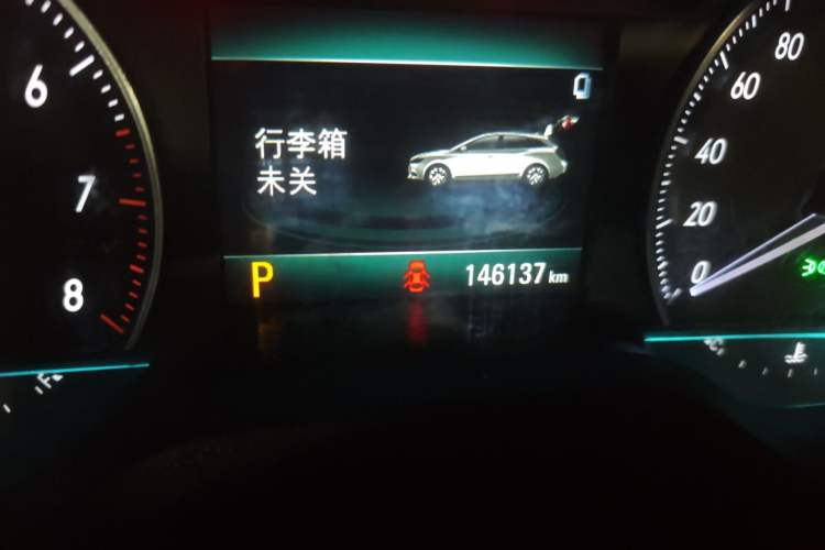 Used Buick Excelle GX 2018 18T Automatic Flagship Model Odometer Close Up