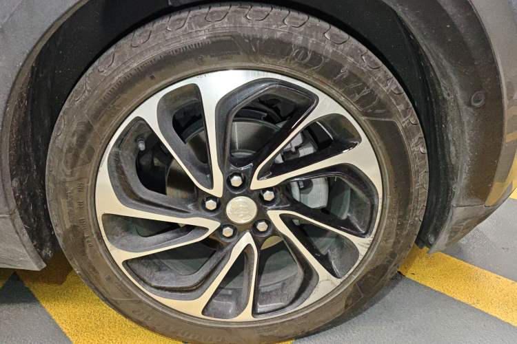 Used Buick Velite 7 2020 652E Connected Smart Car
