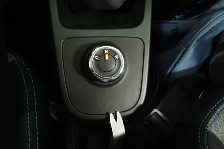 Used Dongfeng NAMMI EX1 2021 Zhi Ling Version Gear Lever